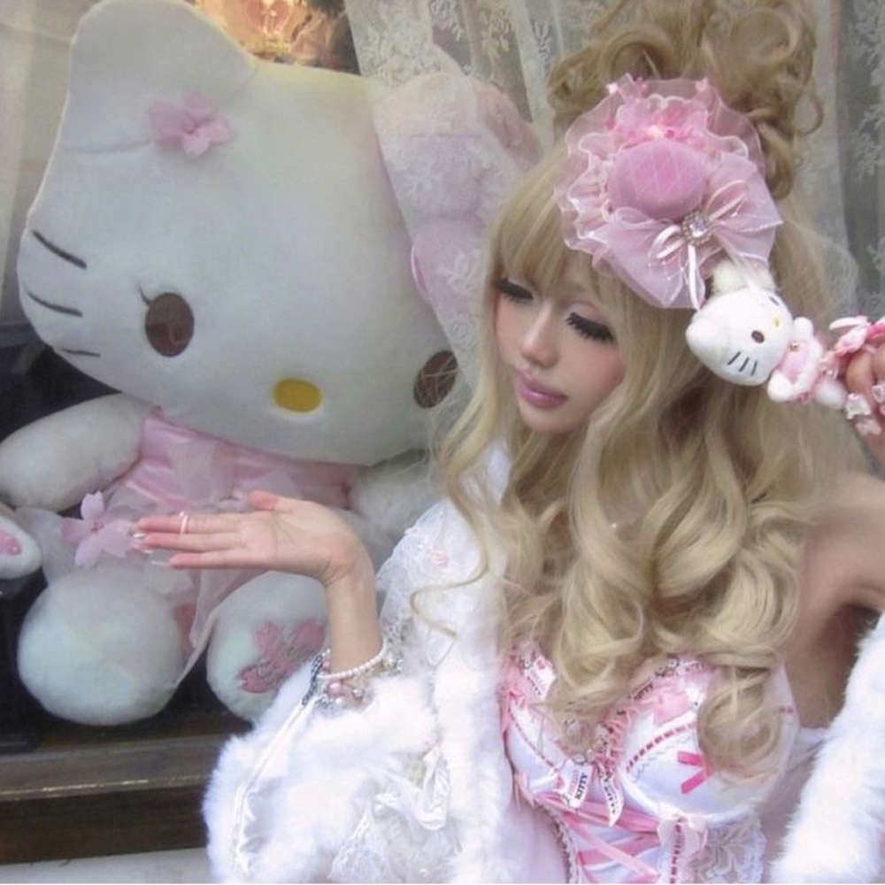 Meet your Posher, Nishi